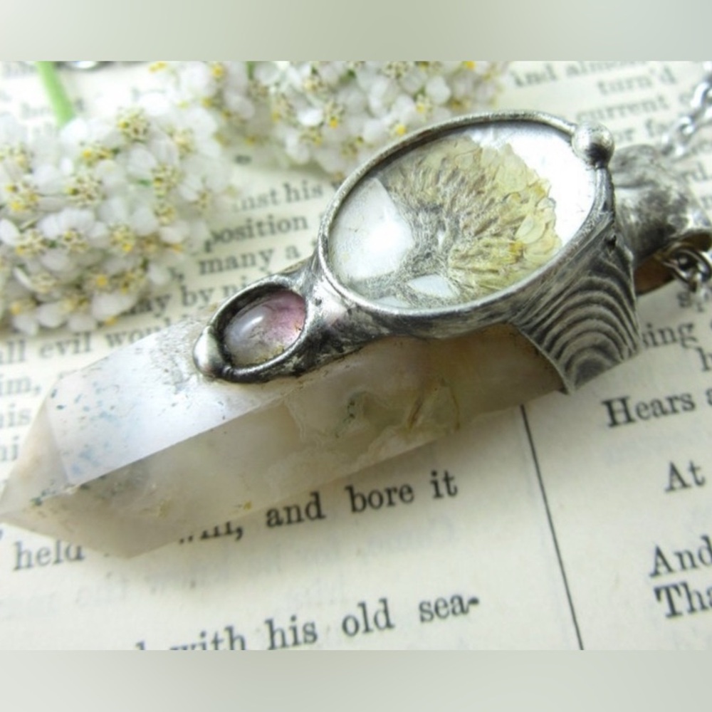 Flower Agate necklace featuring Yarrow & Pink Tourmaline - Picture 2 of 12